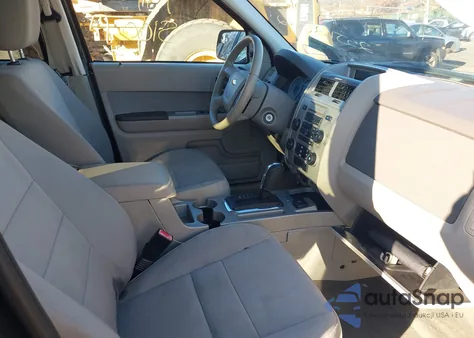 2011 Ford Escape Hybrid from USA, damaged, VIN 1FMCU5K31BKB47274